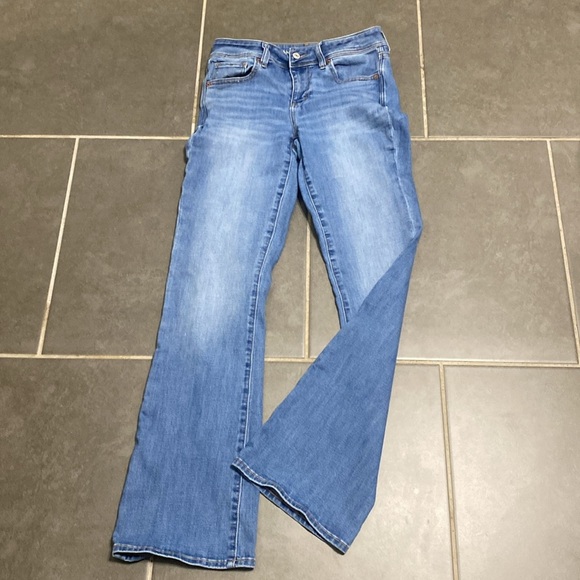 American Eagle 🦅 Kick Boot jeans. Size 4 reg - Picture 5 of 6